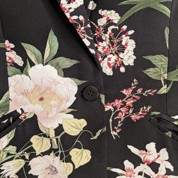 Cynthia Rowley floral black blazer - Picture 3 of 4